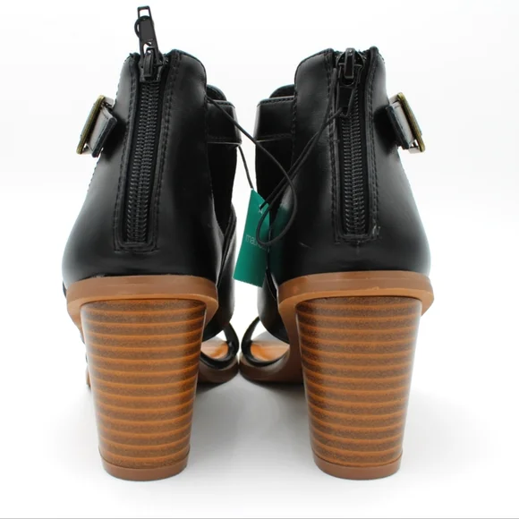 Women's Wedge Sandal, Black/Tan (Size 6.5, NWT) - Picture 3 of 10